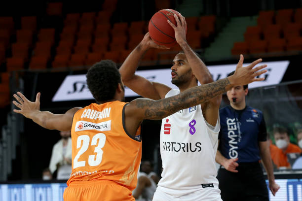 从俱乐部角 从俱乐部角