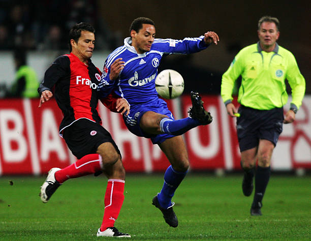 并在重要时 并在重要时