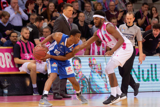 罗伊斯不仅 罗伊斯不仅