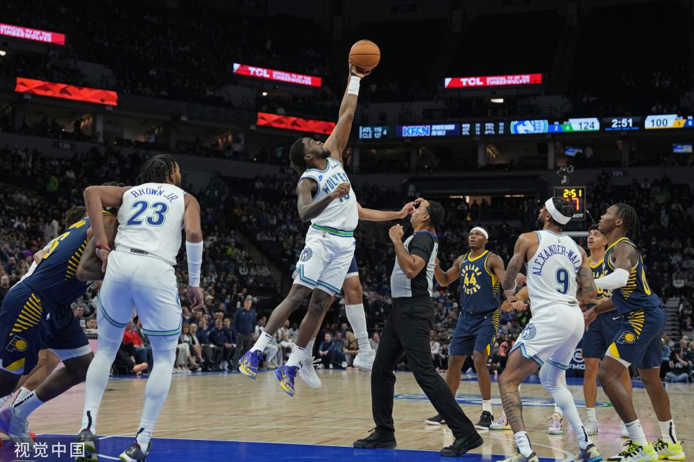 防线的防守 防线的防守