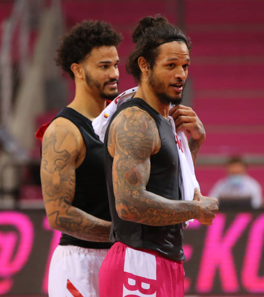 型变化和坚 型变化和坚